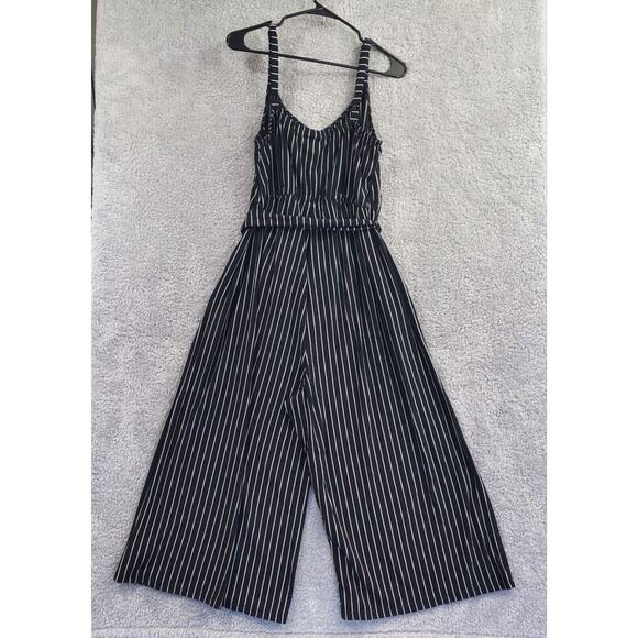 Torrid Size 1 Stretch Soft Stripe Tie Waist Jersey Crop Jumpsuit Black White NEW - Picture 11 of 13